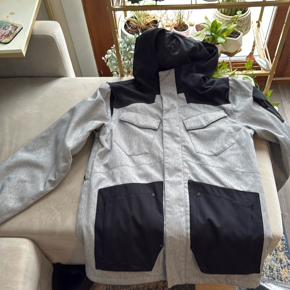 Volcom Snowboard/Ski Jacket.